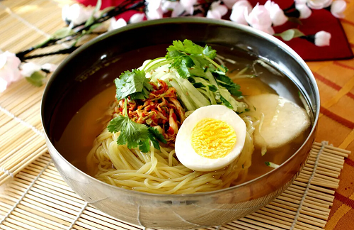 解鎖龍江美食薈——本次舌尖之旅從雞西冷面始發(fā)！|餐飲界