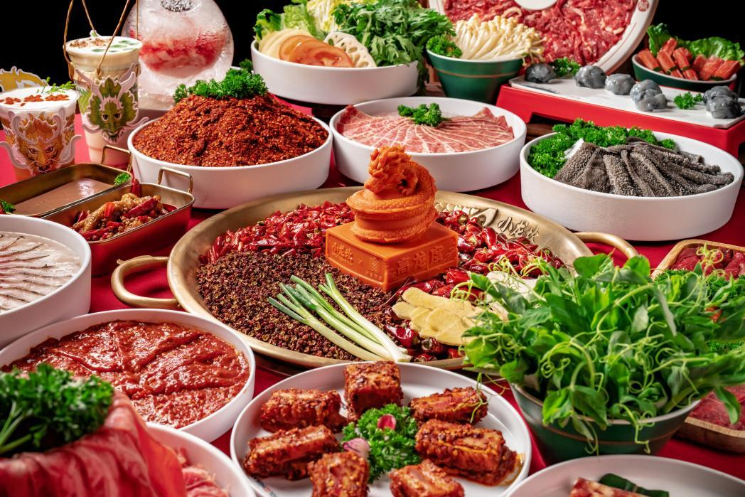 麻辣牛油火鍋頭部品牌小龍坎，再獲行業(yè)權(quán)威認(rèn)證！|餐飲界