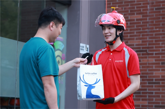 達(dá)達(dá)秒送首創(chuàng)4D服務(wù)標(biāo)準(zhǔn)，攜手品牌商家打造“又快又準(zhǔn)”的同城即配服務(wù)|餐飲界