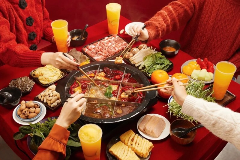 火鍋賽道行動(dòng)指南來了！《2024年火鍋行業(yè)消費(fèi)趨勢報(bào)告》重磅發(fā)布|餐飲界
