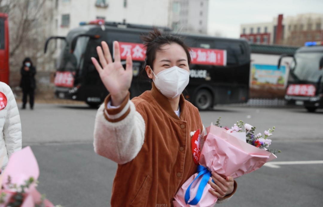 春暖花開，英雄歸來！葫蘆島市第二人民醫(yī)院支援綏中醫(yī)療隊(duì)凱旋而歸~(圖8)