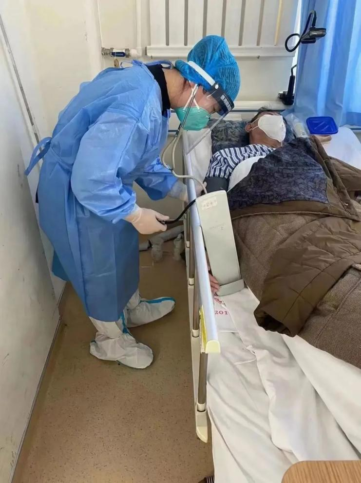 人民醫(yī)院為人民，市二院舉全院之力保障醫(yī)療救治，牢守生命防線！(圖4)